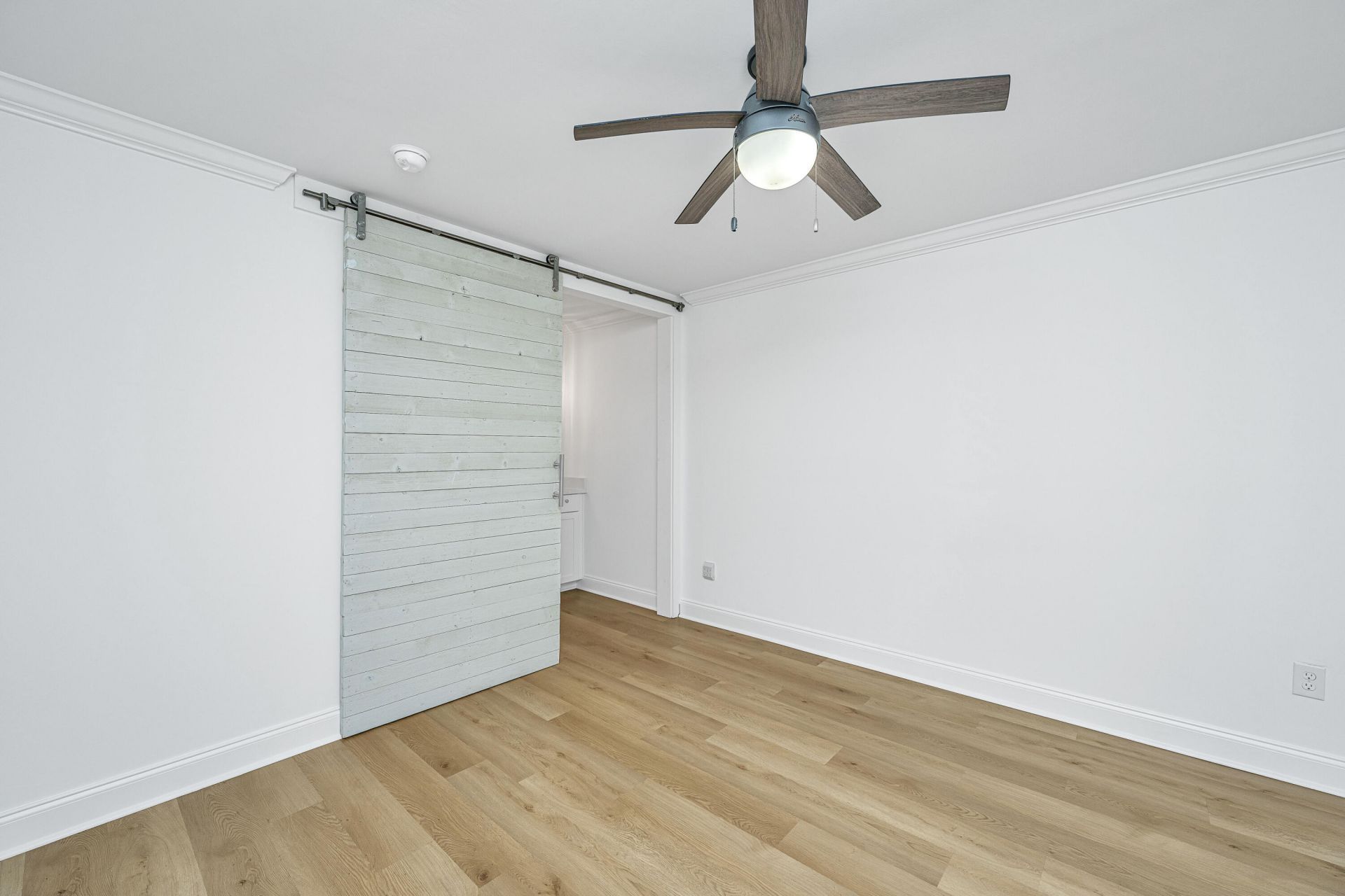 1481 Center Street Extension Photo 19