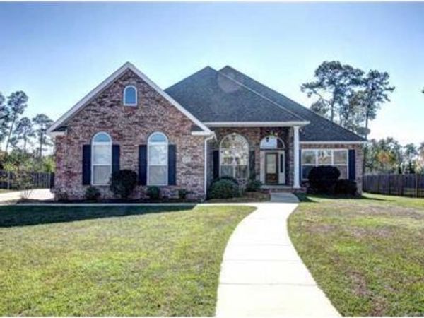 6200 E Mossy Oak Drive, Ocean Springs, MS 39564