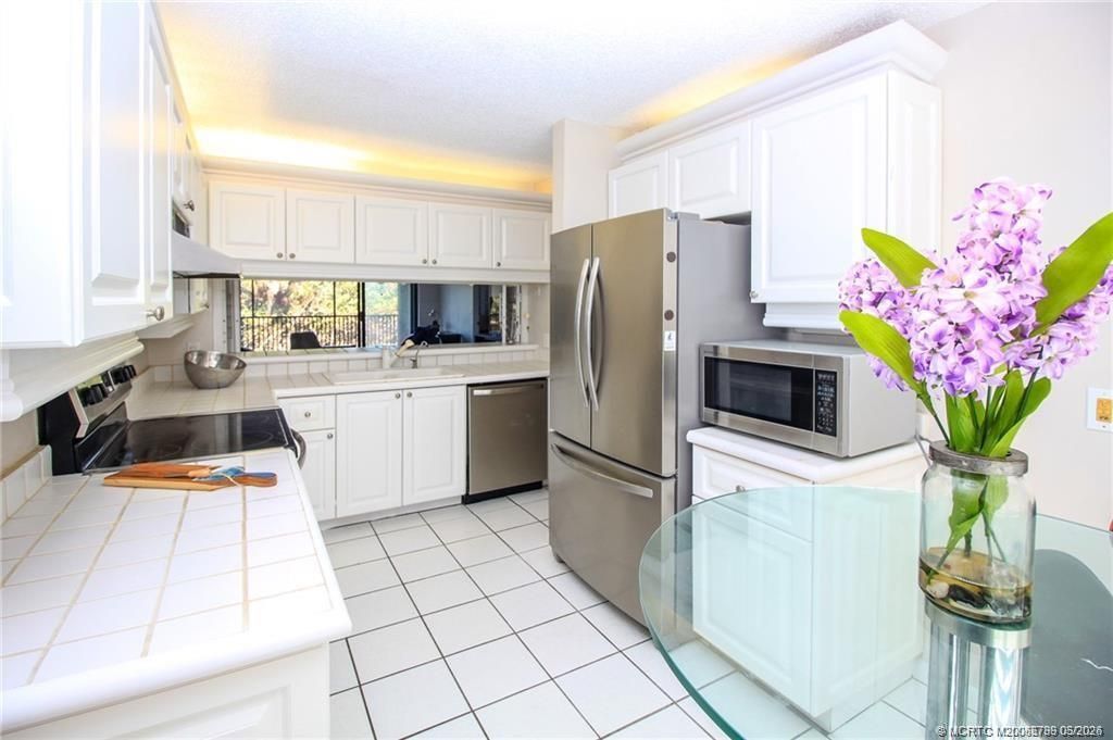 2641 NE Ocean Boulevard, Unit 101, Stuart, FL 34996 Photo