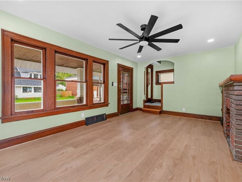 4418 Broadale Road, Cleveland, OH 44109 Photo 3