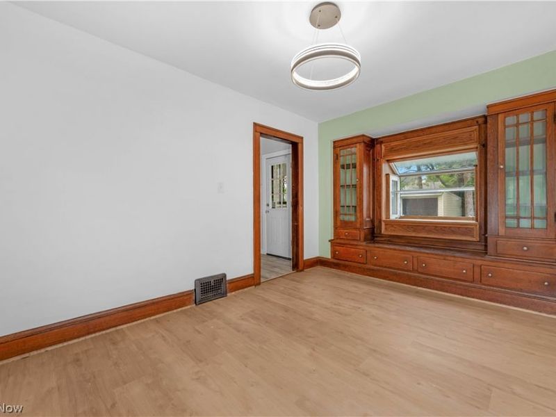4418 Broadale Road, Cleveland, OH 44109 Photo 6