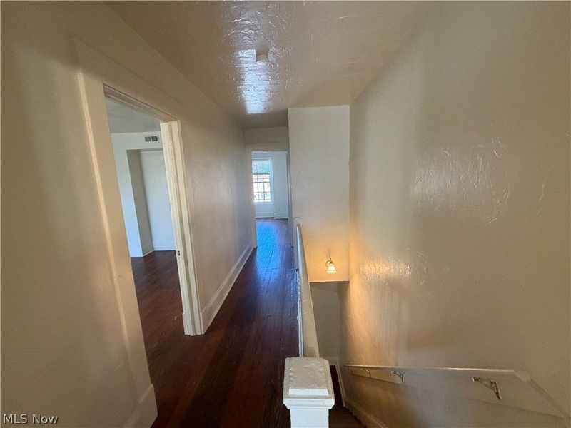 15416 Waterloo Road, Cleveland, OH 44110 Photo 10