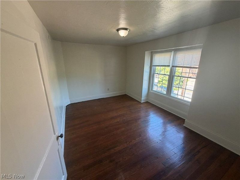 15416 Waterloo Road, Cleveland, OH 44110 Photo 13