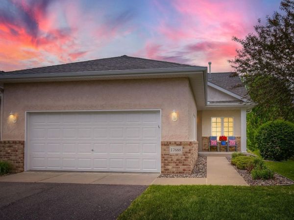 17688 Glasgow Way , Lakeville, MN 55044