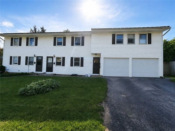 22 Durant Place , Fairport, NY 14450
