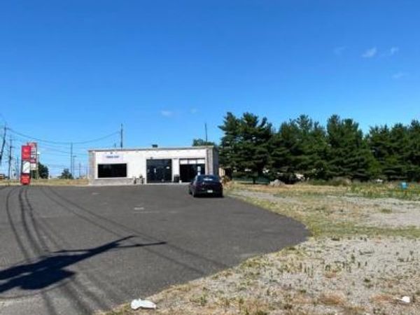 2913 ROUTE 130 S , DELRAN, NJ 08075