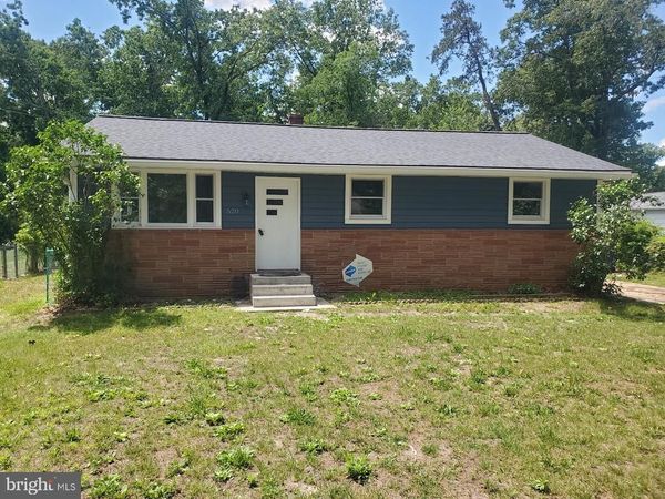 520 W VIRGINIA ROAD , BROWNS MILLS, NJ 08015