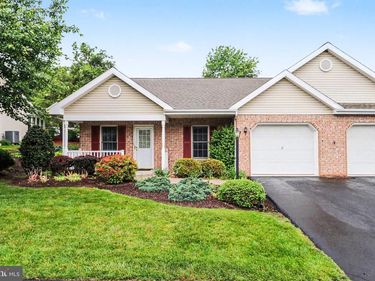19 BLUE MOUNTAIN VISTA, MECHANICSBURG, PA 17050