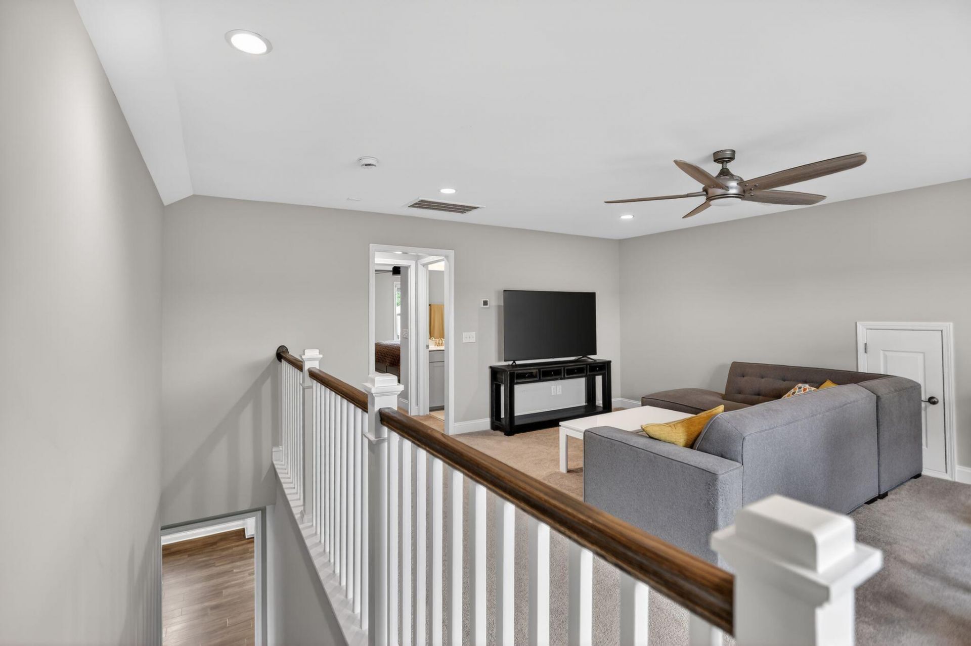 300 Autumn Azalea Way Photo 18