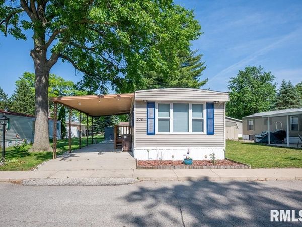 308 Willow Oak Drive, Morton, IL 61550