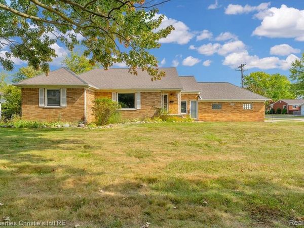27524 Gail Drive, Warren, MI 48093