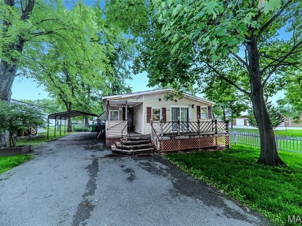 1802 Crestview Drive , O'Fallon, IL 62269