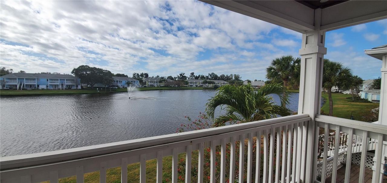 184 Pompano Drive Se, Unit D, Saint Petersburg, FL 33705 Photo