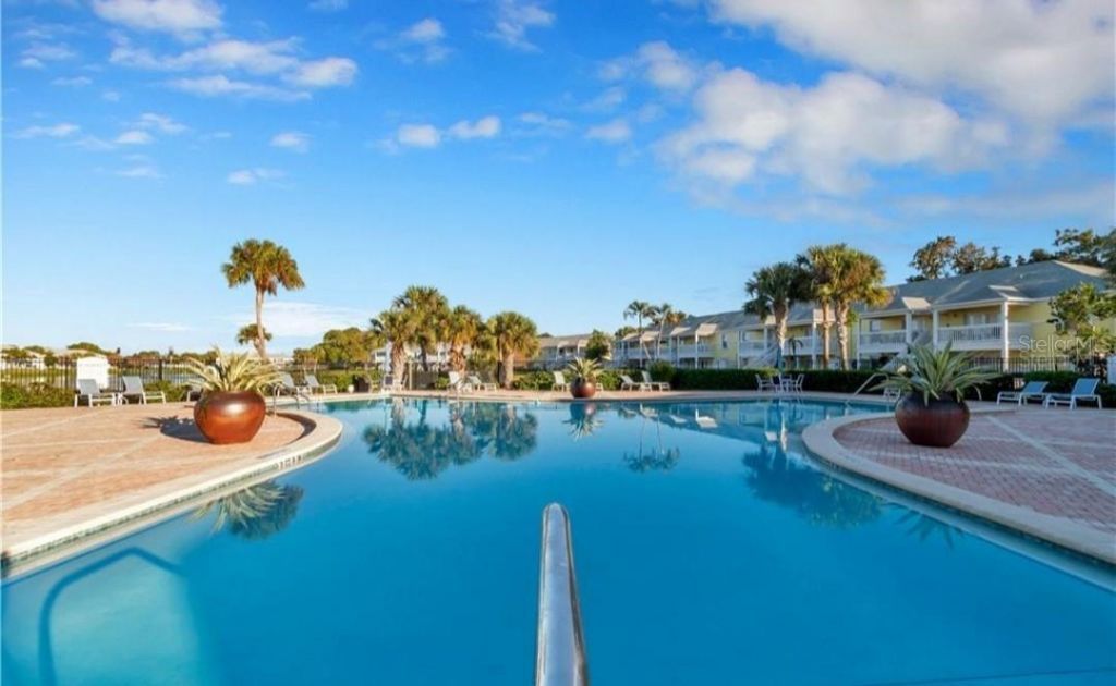184 Pompano Drive Se, Unit D, Saint Petersburg, FL 33705 Photo