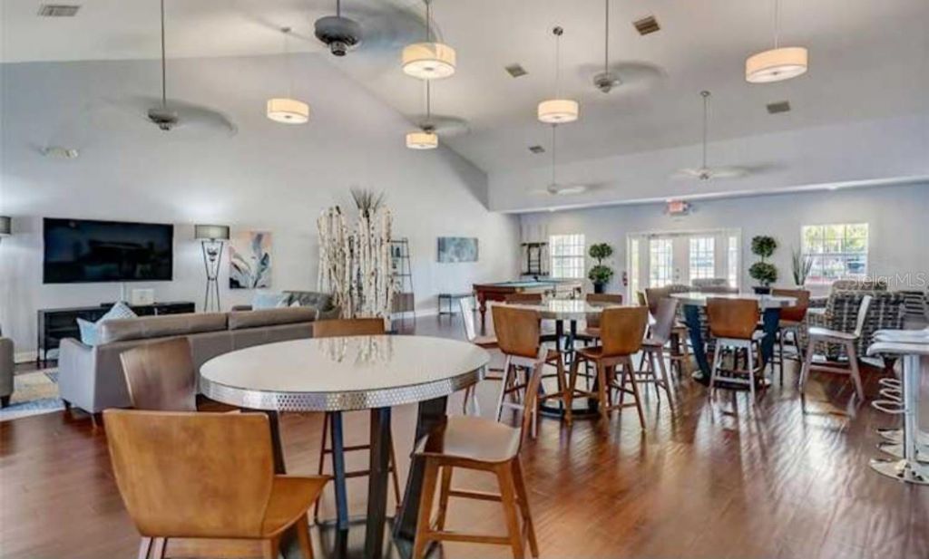 184 Pompano Drive Se, Unit D, Saint Petersburg, FL 33705 Photo