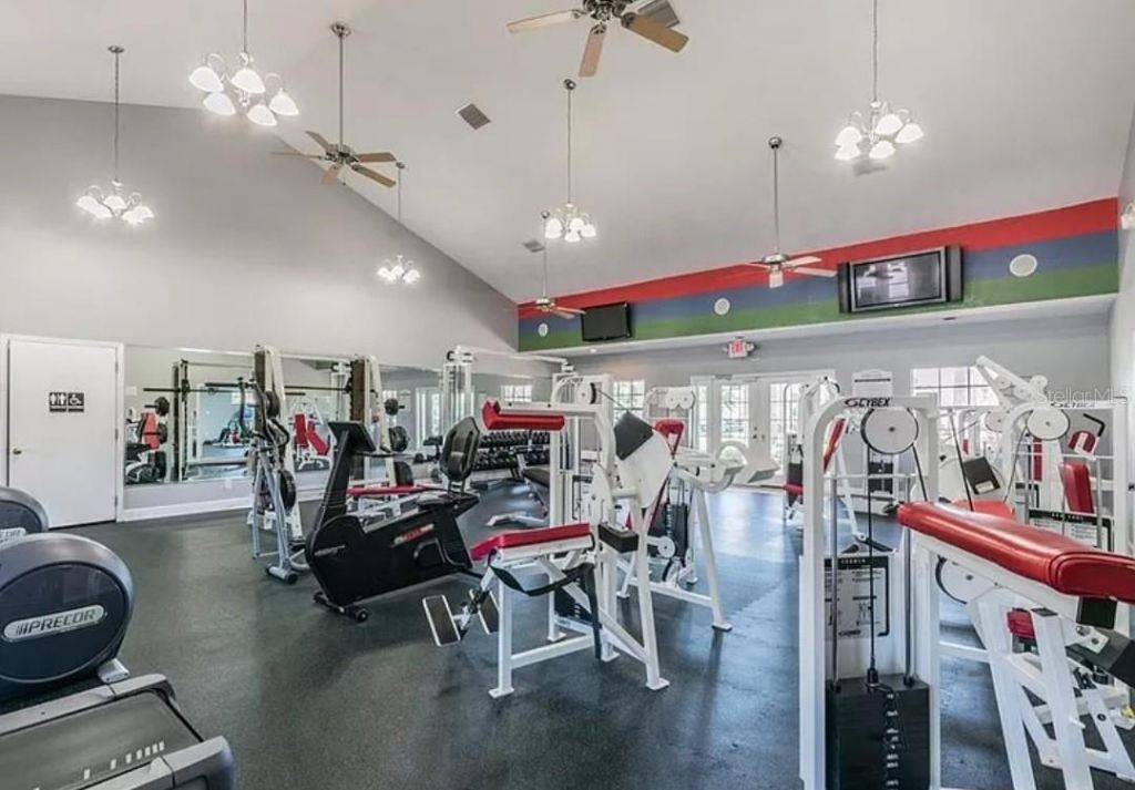 184 Pompano Drive Se, Unit D, Saint Petersburg, FL 33705 Photo