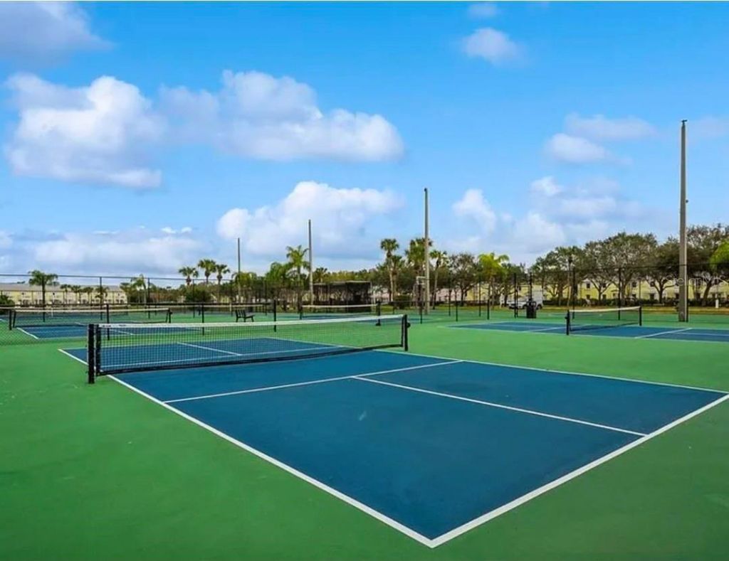 184 Pompano Drive Se, Unit D, Saint Petersburg, FL 33705 Photo