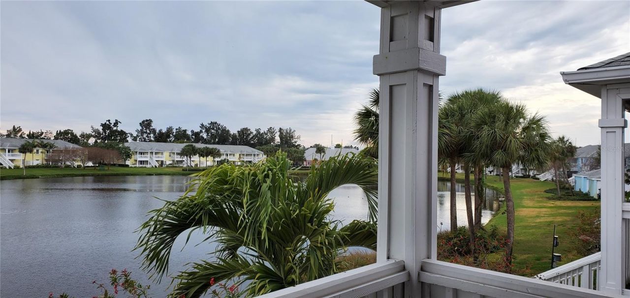 184 Pompano Drive Se, Unit D, Saint Petersburg, FL 33705 Photo
