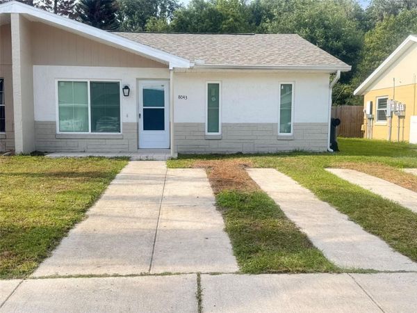 8043 PUFFIN DRIVE , ORLANDO, FL 32825