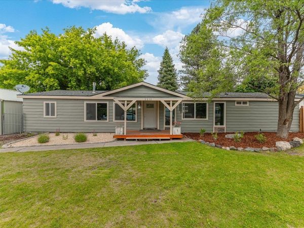 3315 E 3rd Ct, Mead, WA 99021