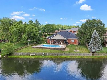 4421 Oakhurst Bend, Owensboro, KY 42303