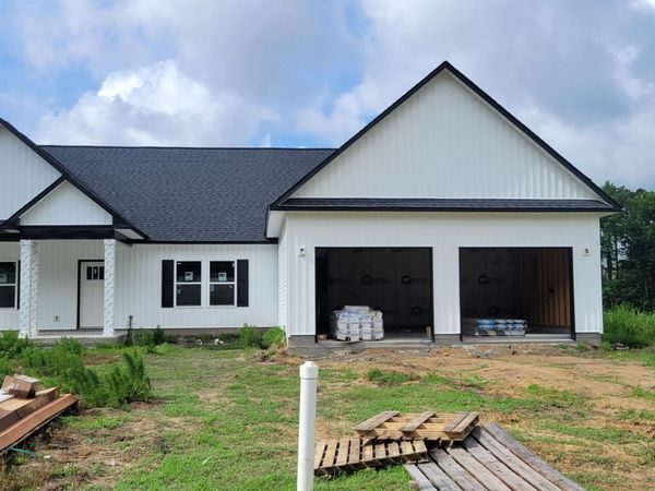 201 Crown Drive, Washington, NC 27889