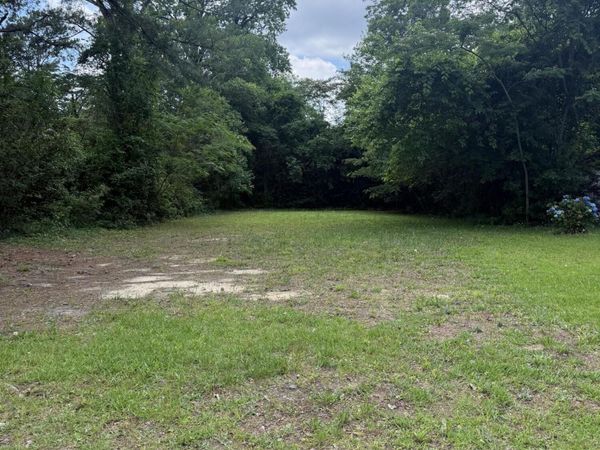 1702 Charlotte Avenue, Kinston, NC 28501