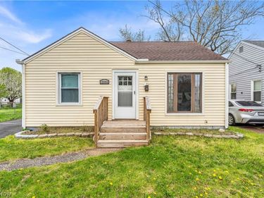12804 Kirton Avenue, Cleveland, OH 44135