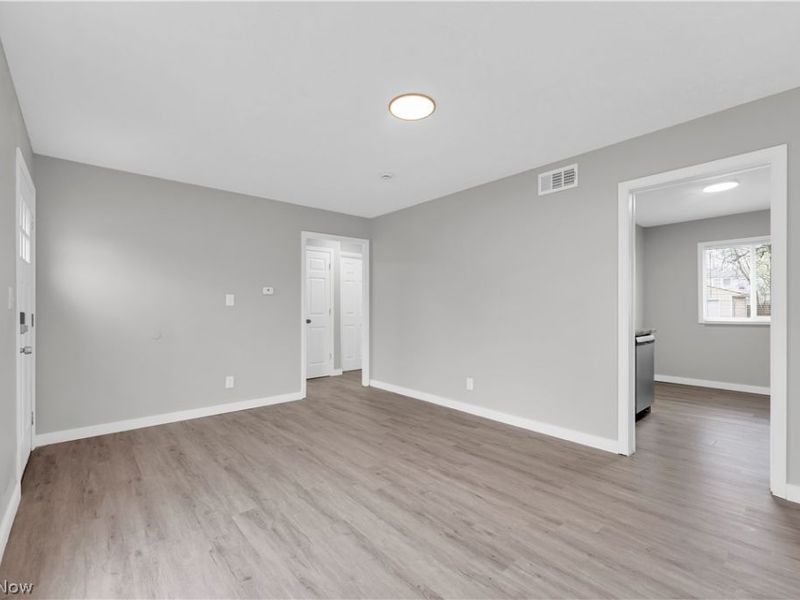 12804 Kirton Avenue, Cleveland, OH 44135 Photo 6