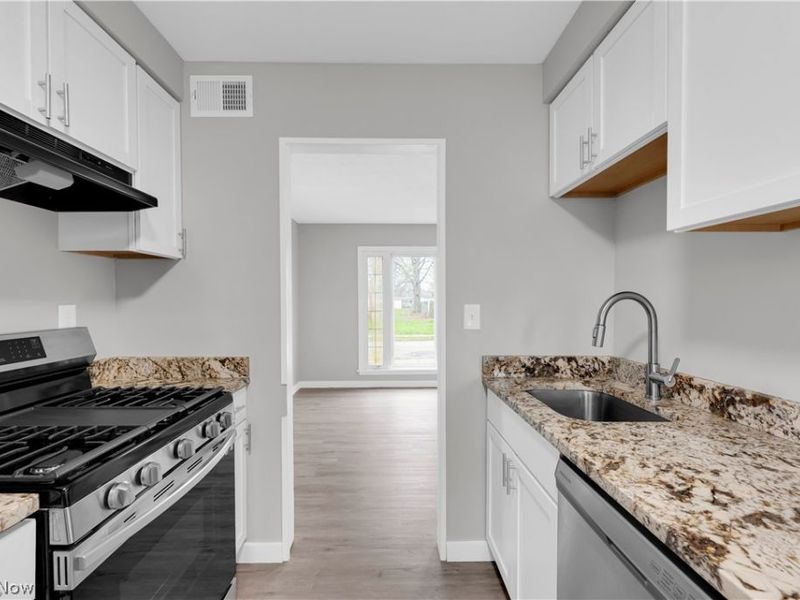 12804 Kirton Avenue, Cleveland, OH 44135 Photo 8