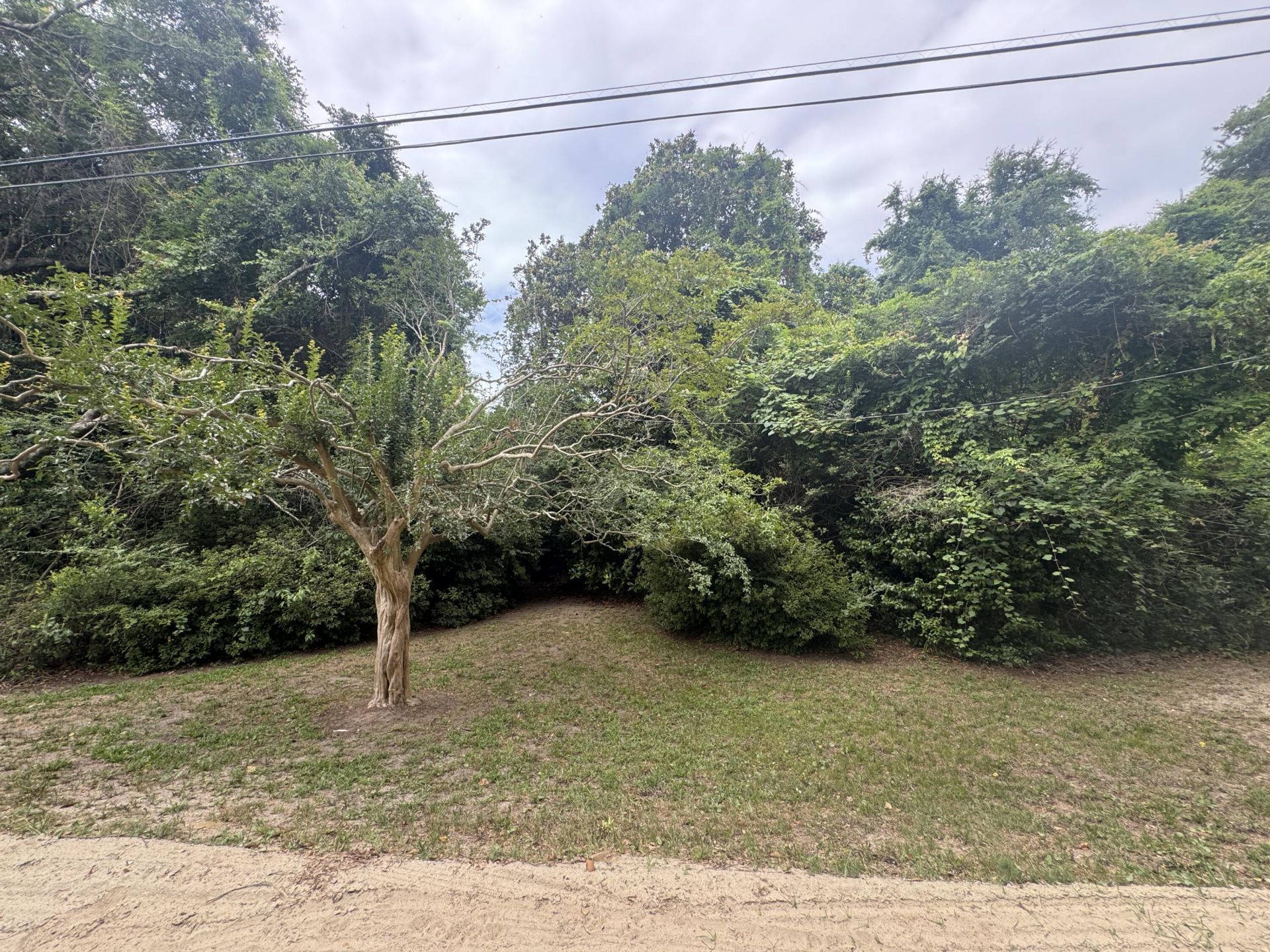 1327 North And South Road Photo 7
