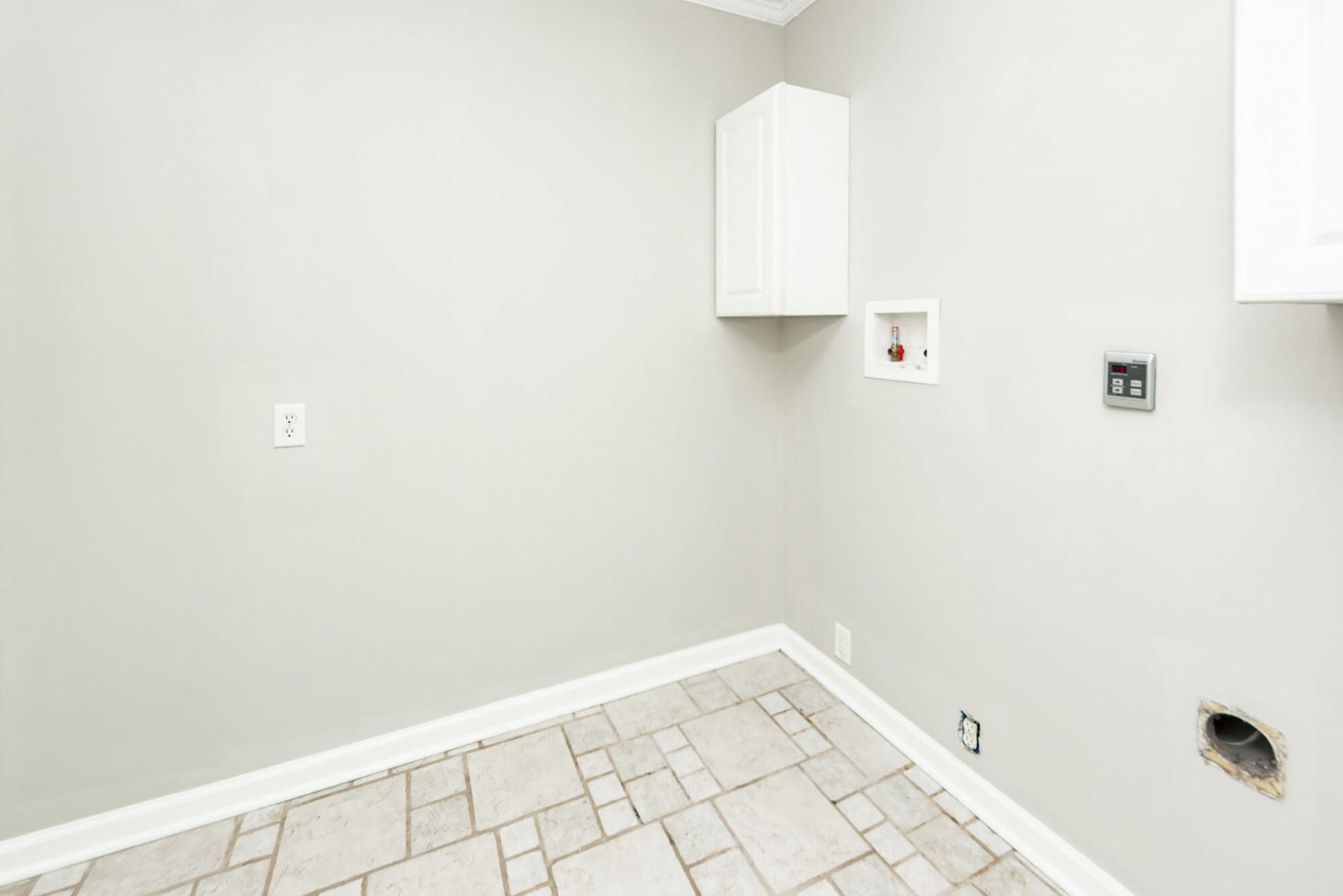 838 Fred Street Photo 13