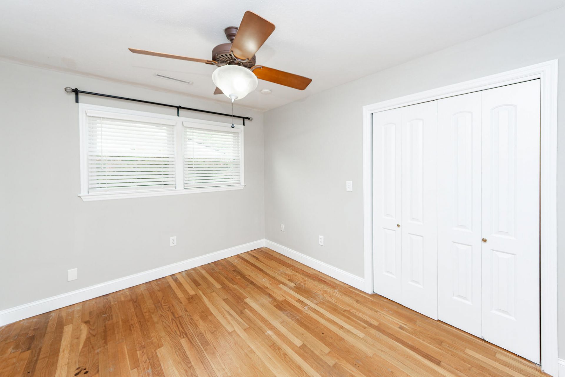 838 Fred Street Photo 23