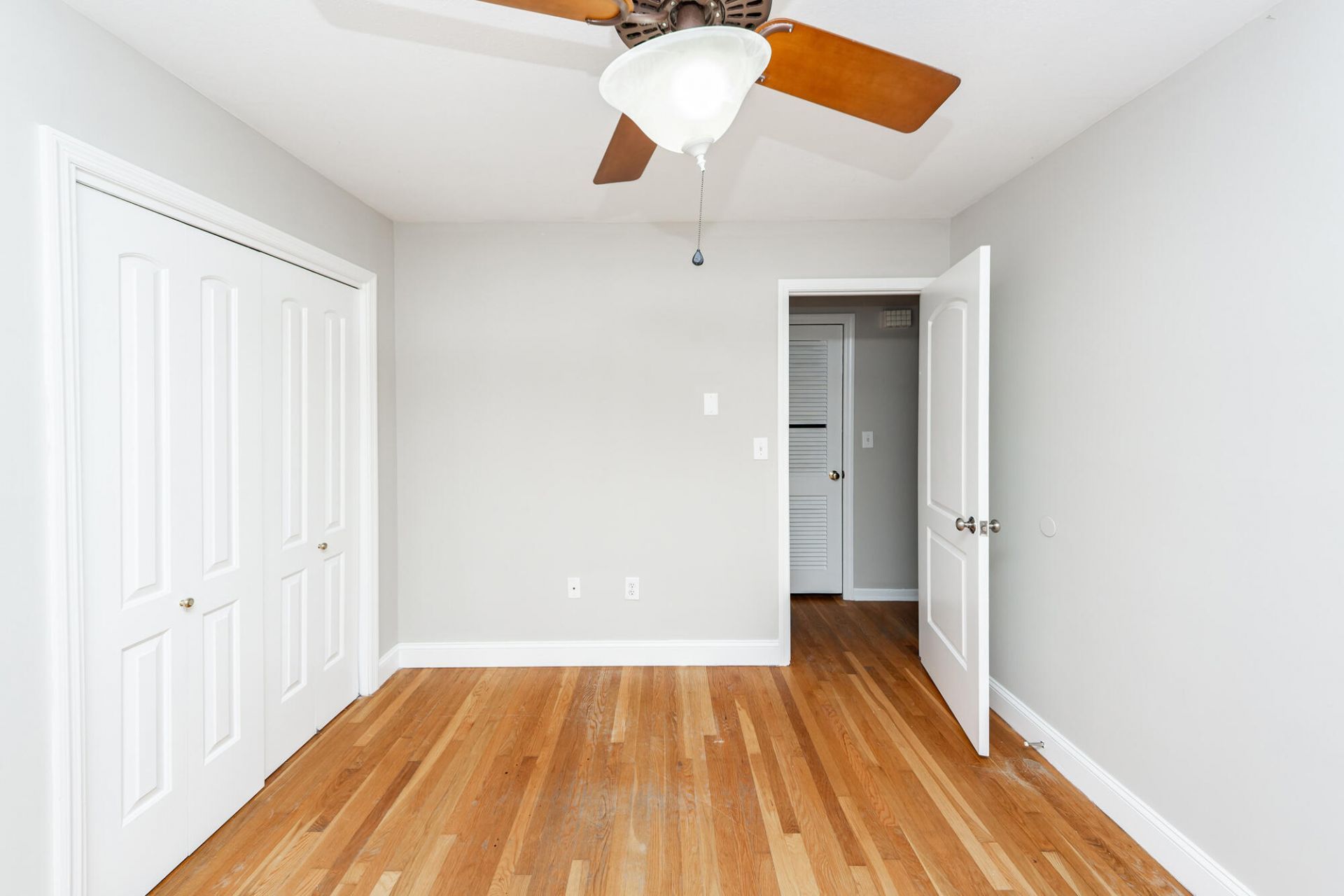 838 Fred Street Photo 24