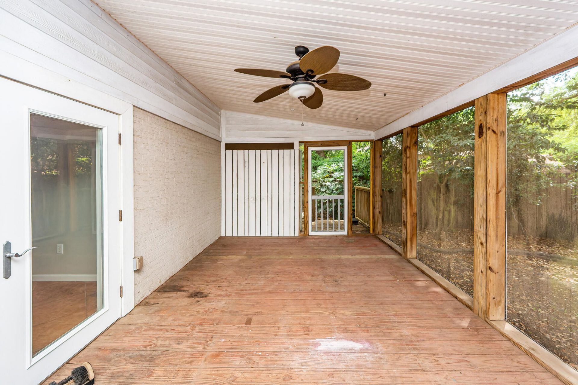 838 Fred Street Photo 31