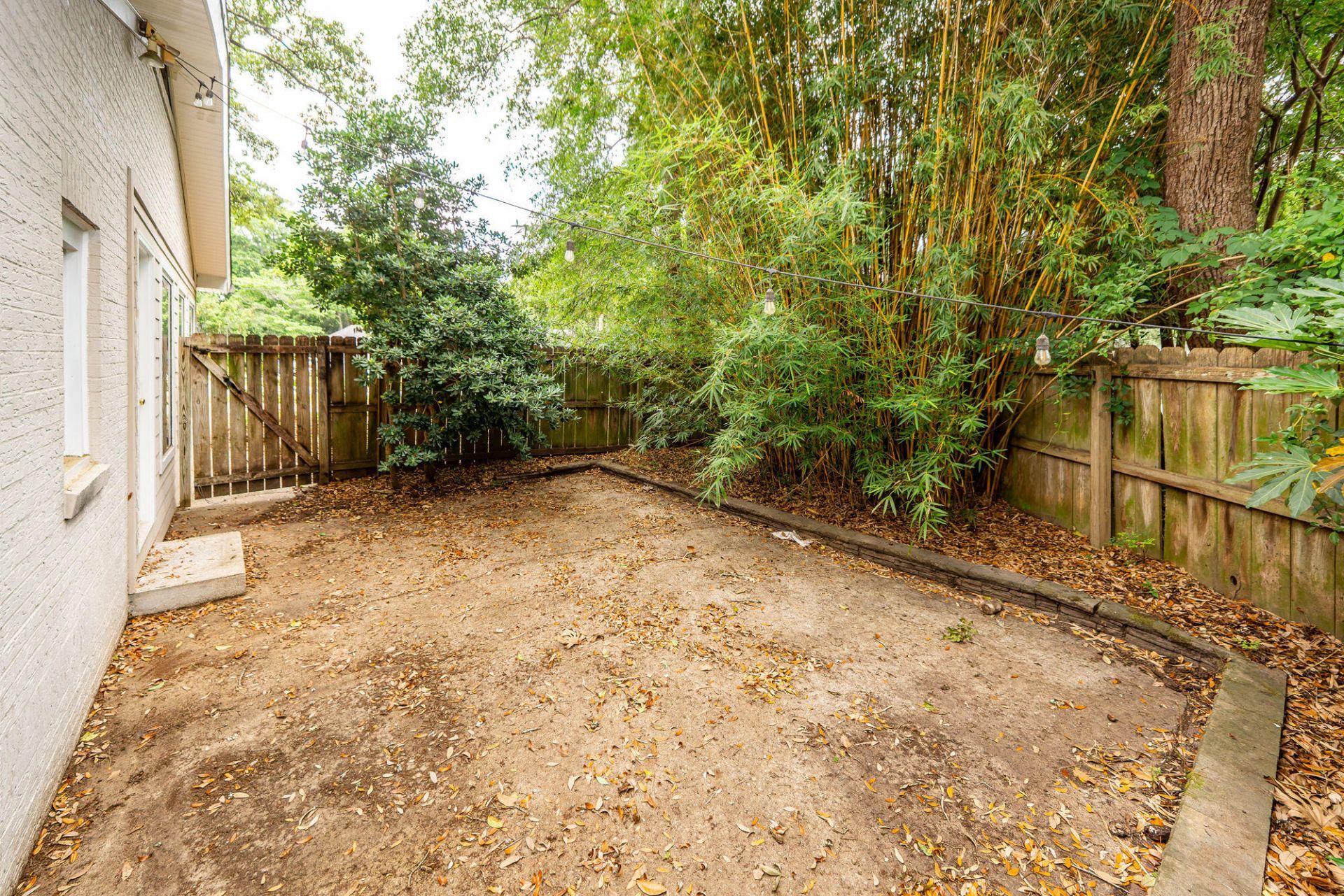 838 Fred Street Photo 32
