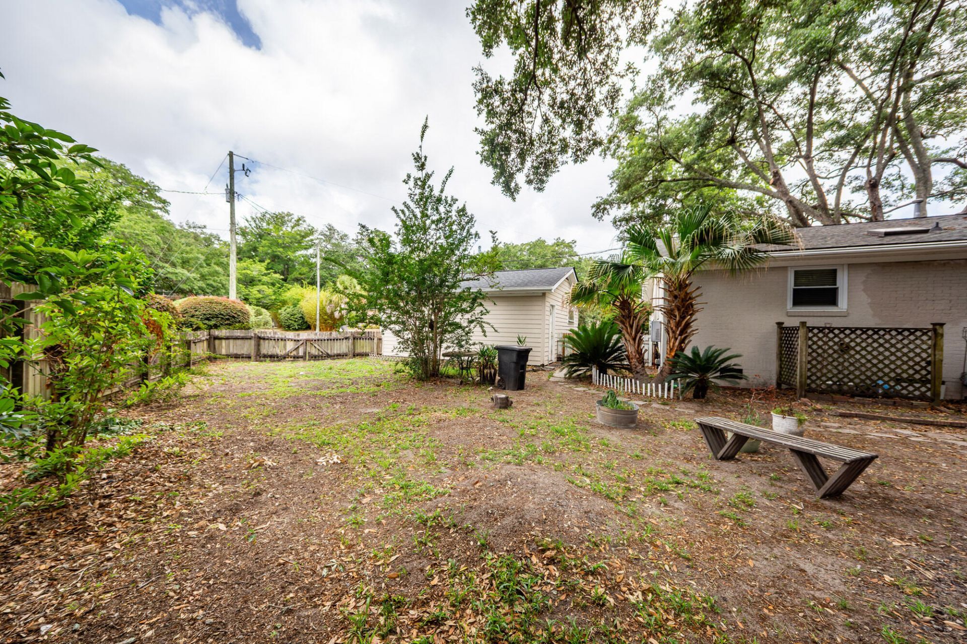 838 Fred Street Photo 33