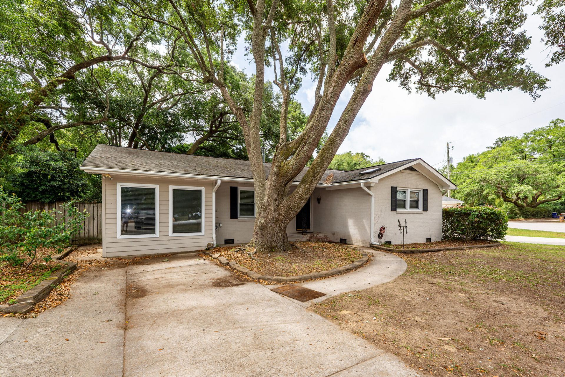838 Fred Street Photo 35