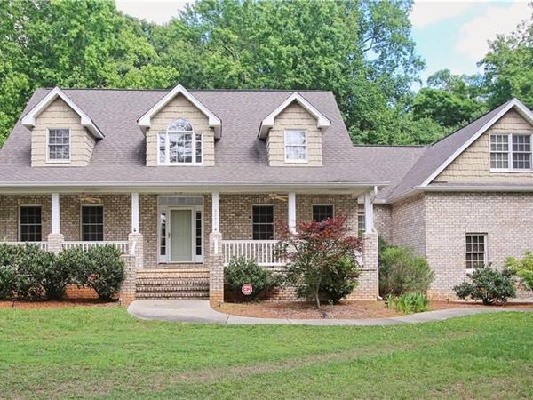 3201 Annry Drive , Summerfield, NC 27358