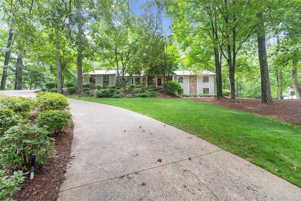 2125 Double Creek Lane, Alpharetta, GA 30004 Main Photo
