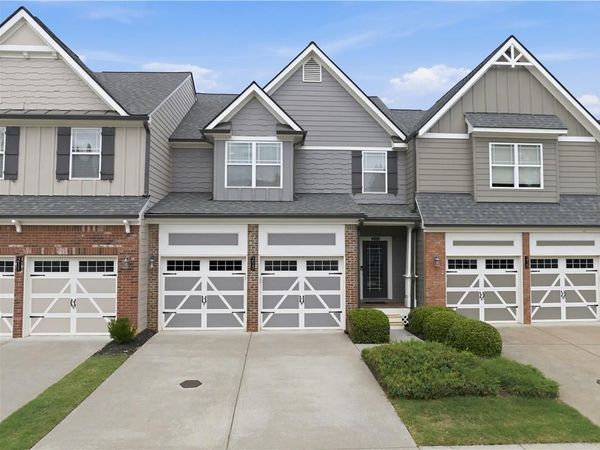 213 Stone Park Drive , Woodstock, GA 30188
