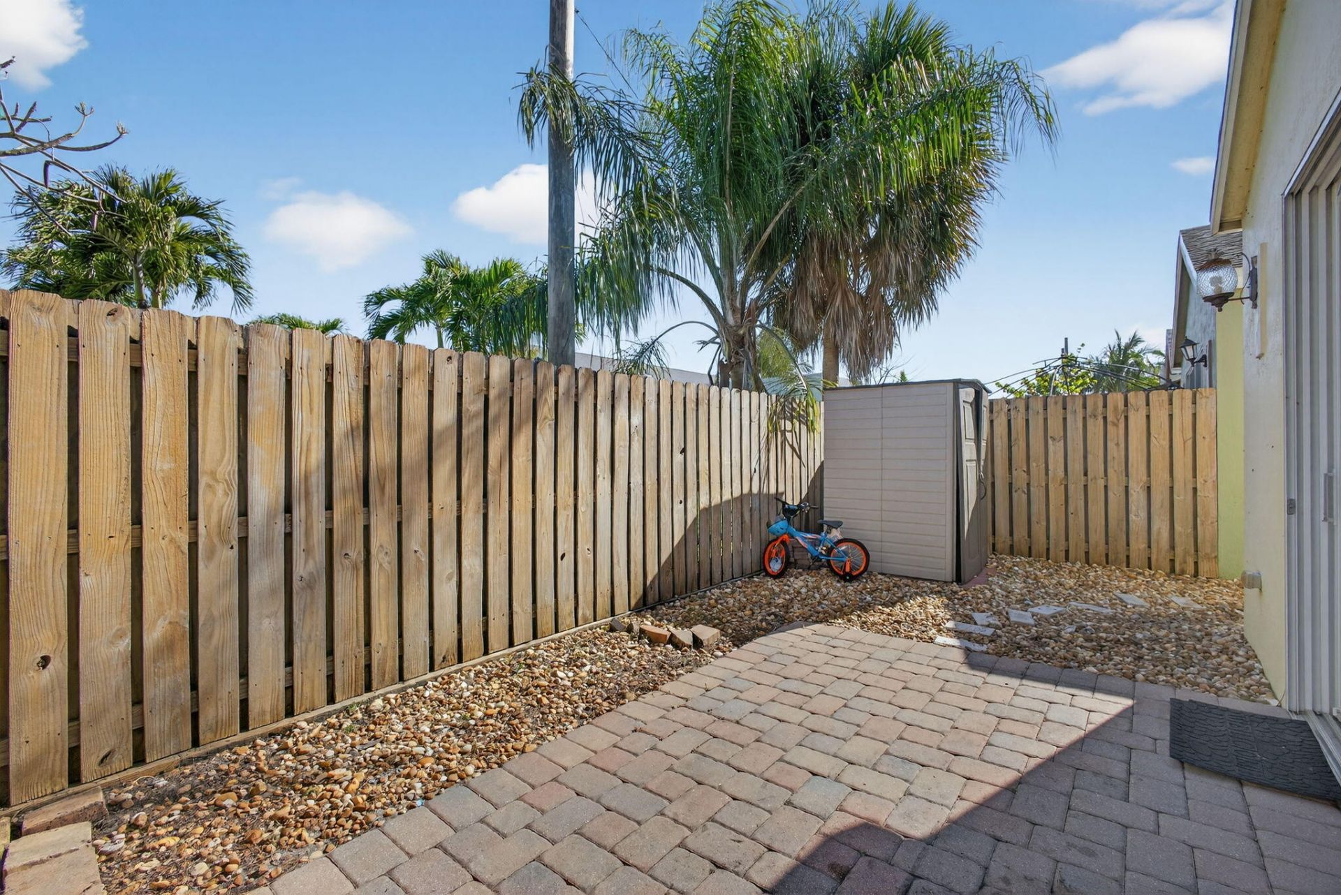3125 Shelby Way, Palm Springs, FL 33461 Photo