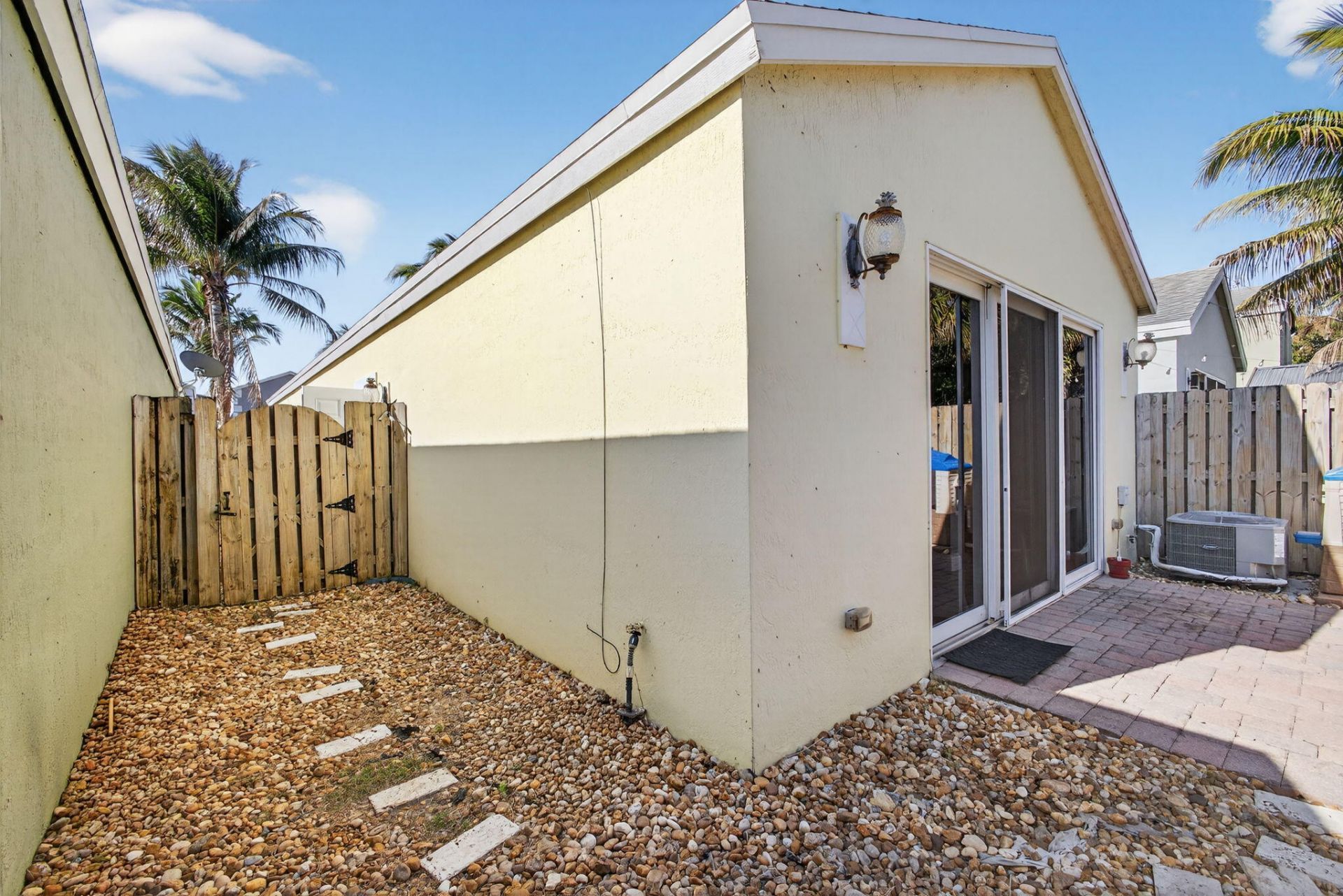 3125 Shelby Way, Palm Springs, FL 33461 Photo