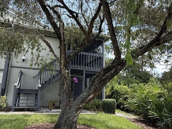 8228 SE Croft Circle, Unit J-8, Hobe Sound, FL 33455