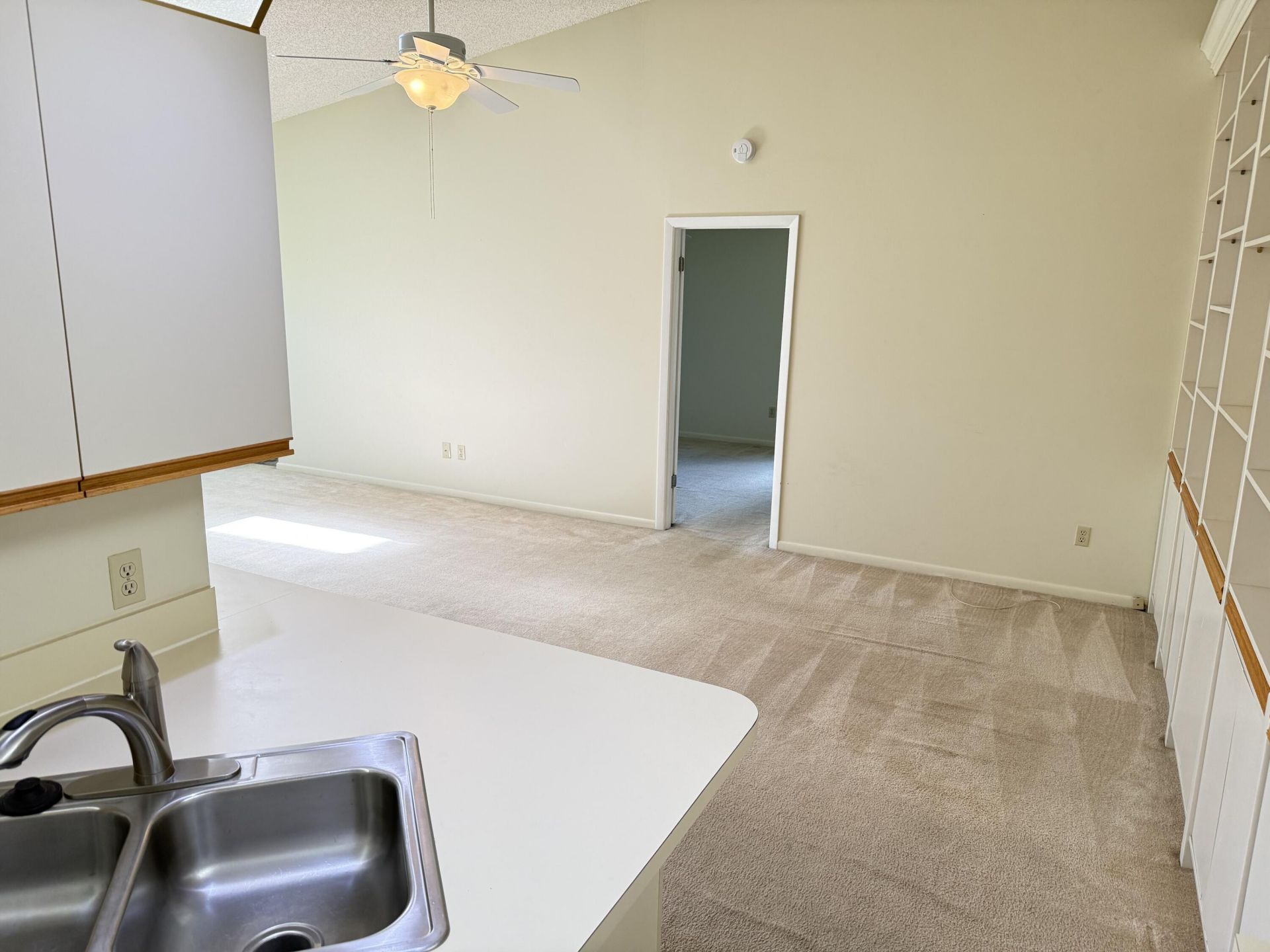 8228 SE Croft Circle, Unit J-8, Hobe Sound, FL 33455 Photo
