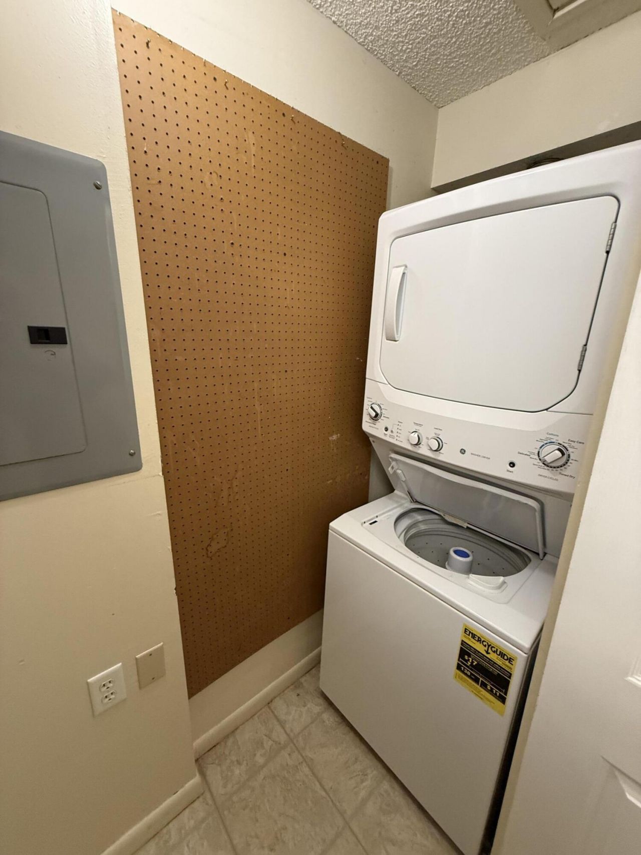 8228 SE Croft Circle, Unit J-8, Hobe Sound, FL 33455 Photo