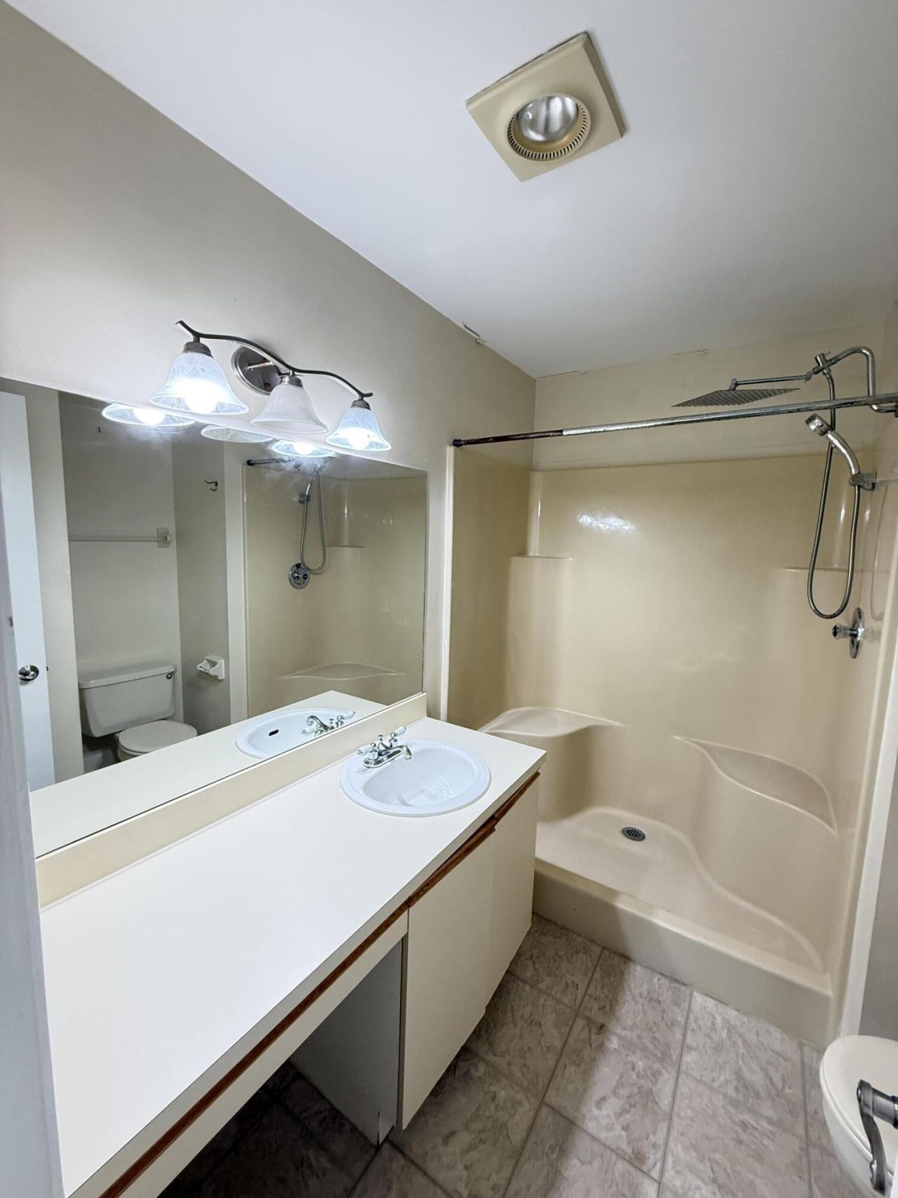 8228 SE Croft Circle, Unit J-8, Hobe Sound, FL 33455 Photo