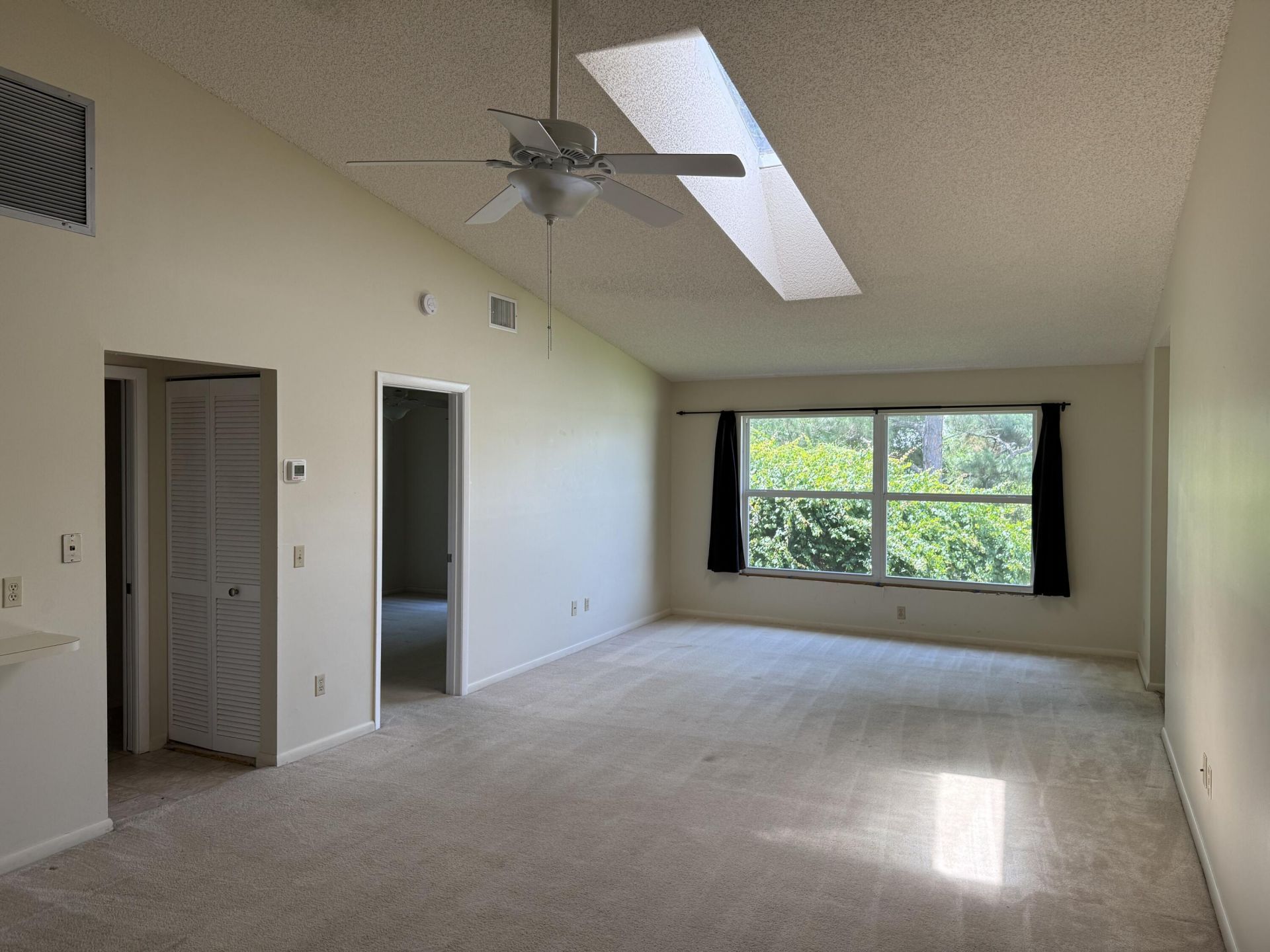 8228 SE Croft Circle, Unit J-8, Hobe Sound, FL 33455 Photo