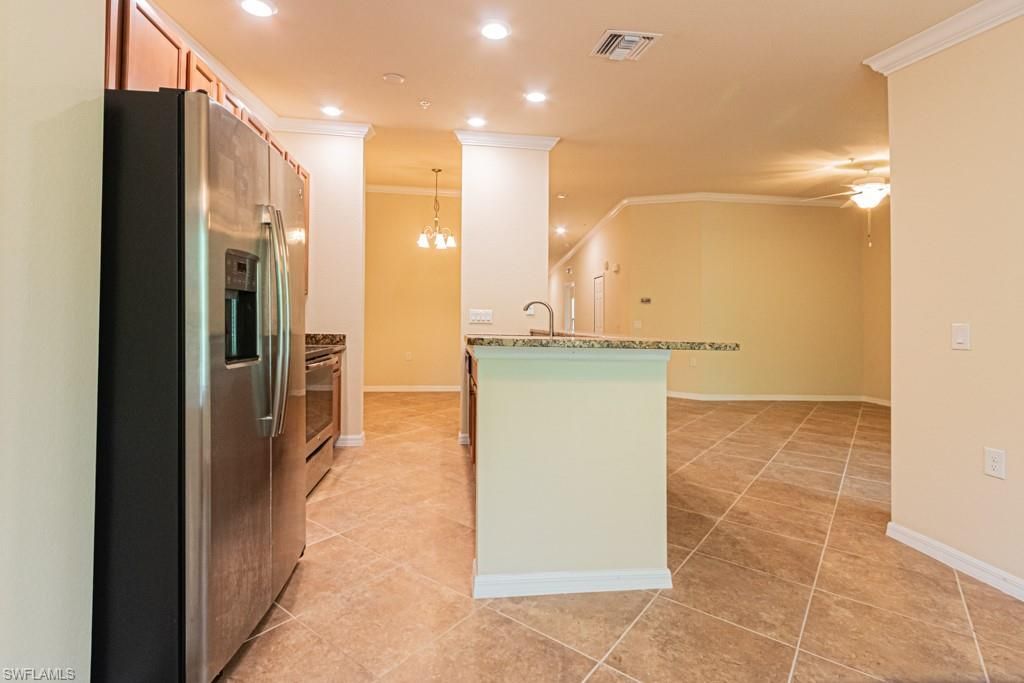 13761 Julias Way, Unit 323, Fort Myers, FL 33919 Photo