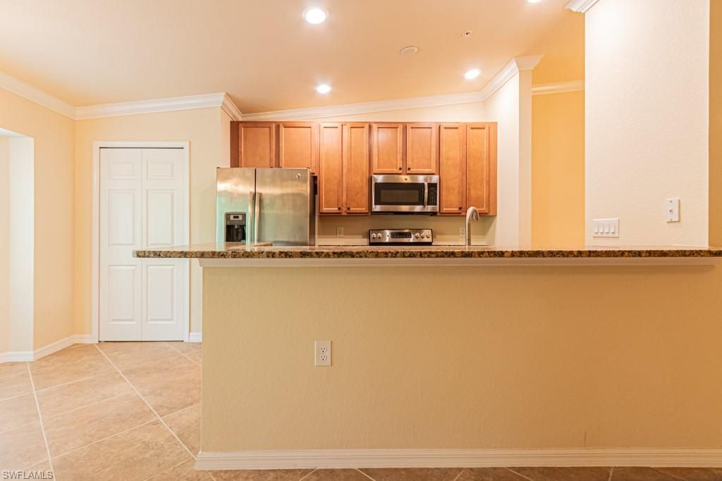 13761 Julias Way, Unit 323, Fort Myers, FL 33919 Photo